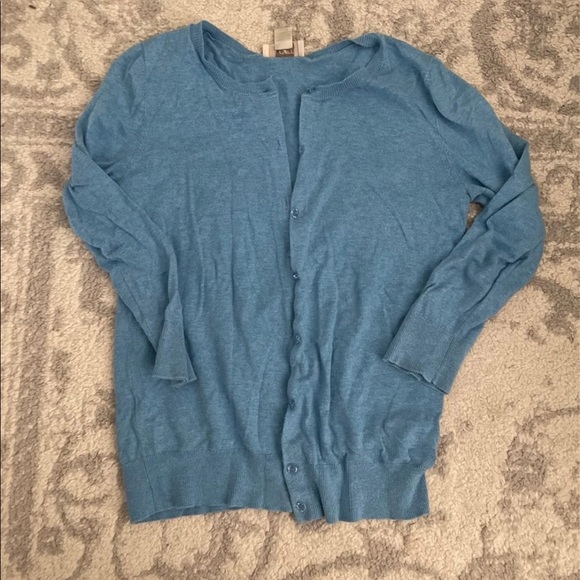 Cardigan Bundle - Picture 4 of 5